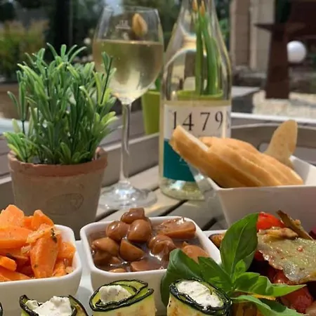 住宿加早餐酒店 Garni Am Schloss Kottenheim