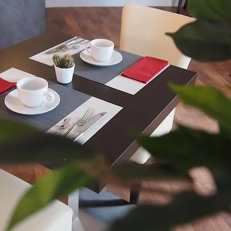 Garni Am Schloss Kottenheim