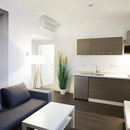 Garni Am Schloss Kottenheim